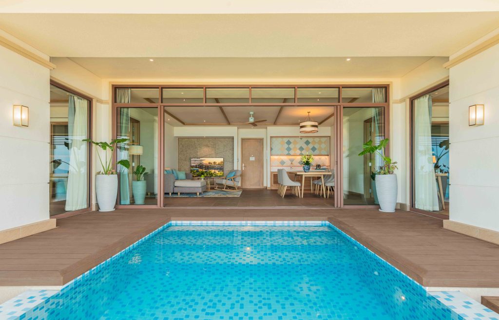 Best Beach Resort Danang | Fusion Resort Da Nang Premium Pool Suite